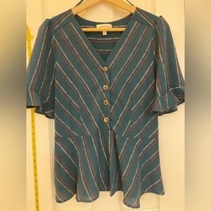 Super cute Monteau peplum blouse size XL